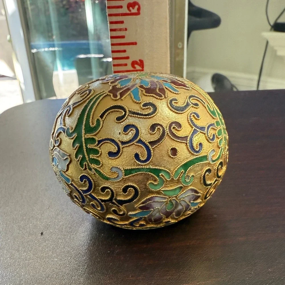 Vintage Cloisonne Ball Orb Decorative Figurine Golden Floral Design‎